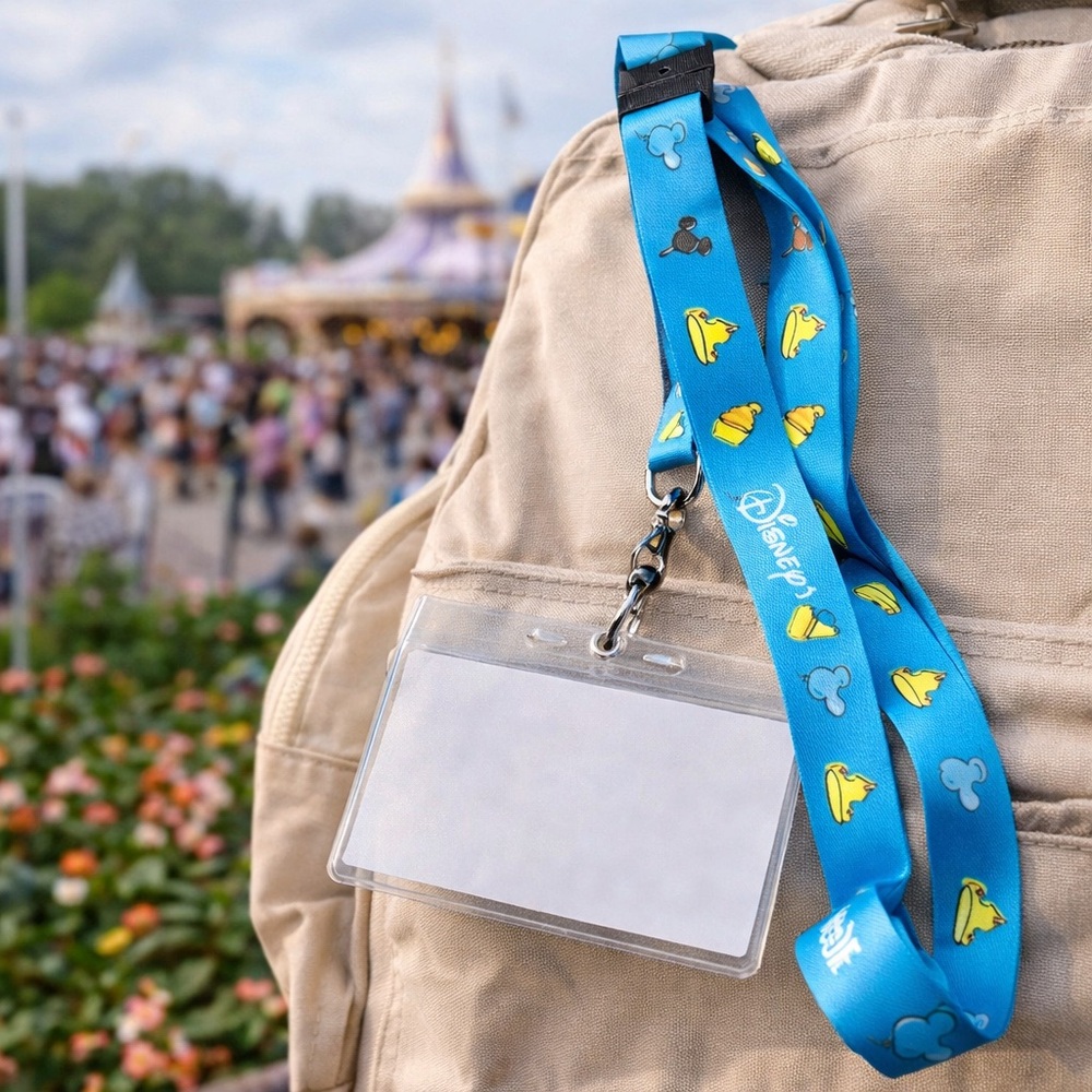 Disney Vacation Club Lanyard DVC Member Park Dole Whip ID Badge Holder 2021‎